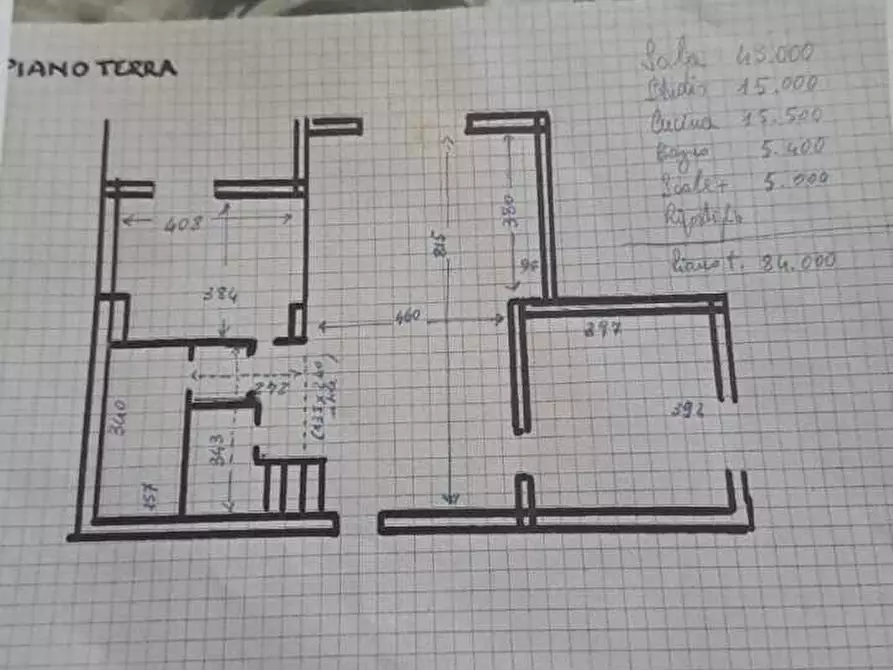 Immagine 34 di Appartamento in vendita  a Carrara