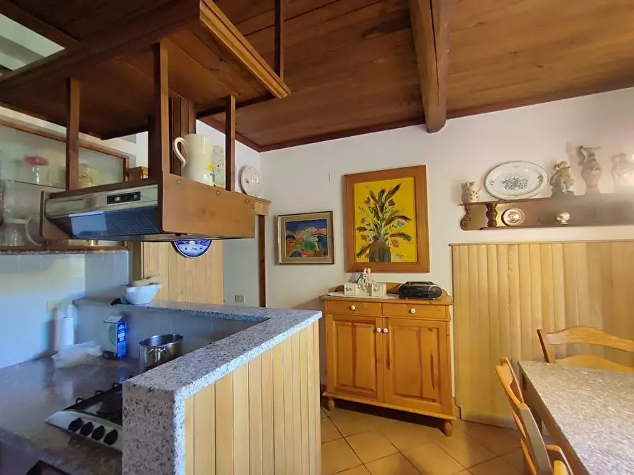 Immagine 13 di Terratetto in vendita  a Ortonovo