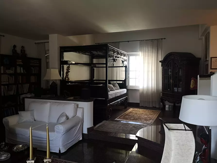 Immagine 32 di Villa in vendita  a Castelnuovo Magra