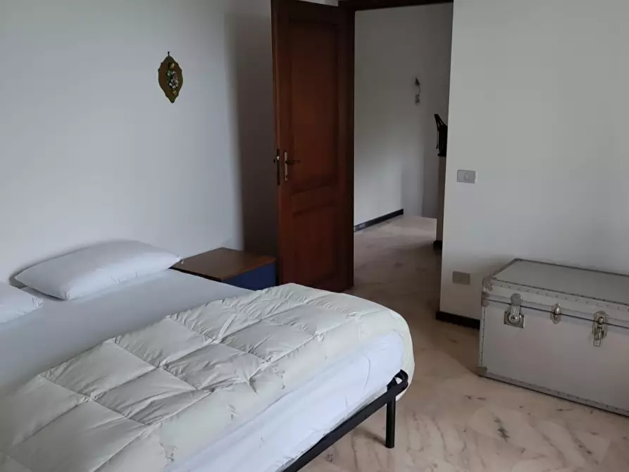 Immagine 37 di Casa indipendente in vendita  a Castelnuovo Magra