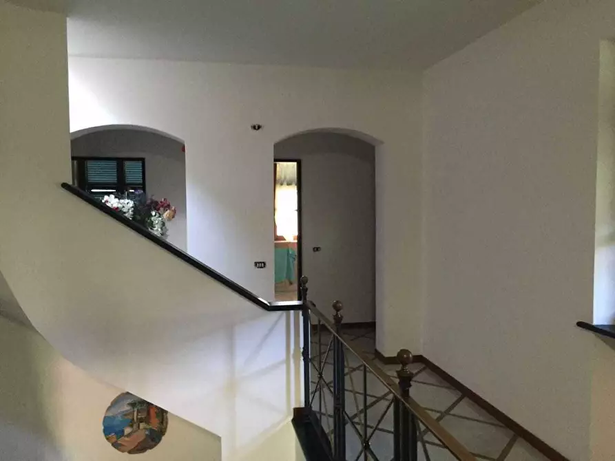 Immagine 24 di Villa in vendita  a Castelnuovo Magra