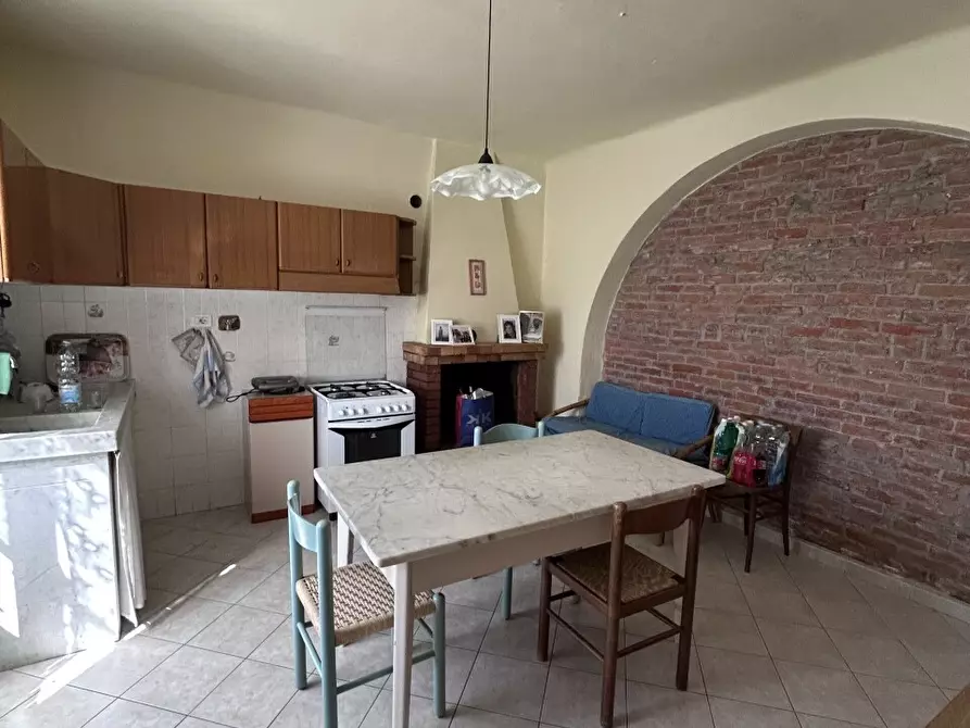 Immagine 6 di Terratetto in vendita  a Castelnuovo Magra