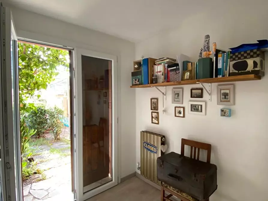 Immagine 2 di Appartamento in vendita  a Castelnuovo Magra