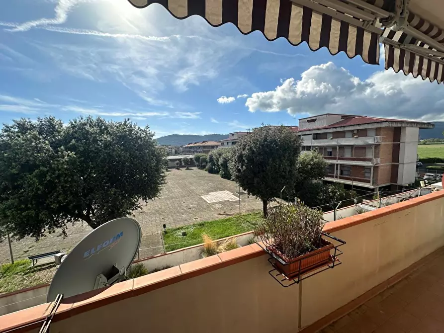 Immagine 21 di Appartamento in vendita  a Ortonovo