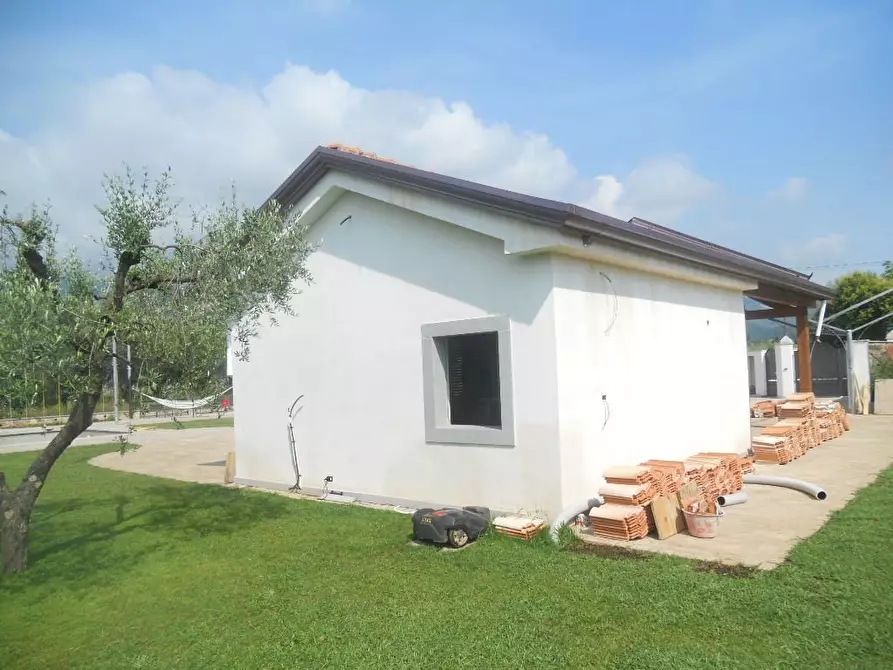 Immagine 6 di Terratetto in vendita  a Castelnuovo Magra