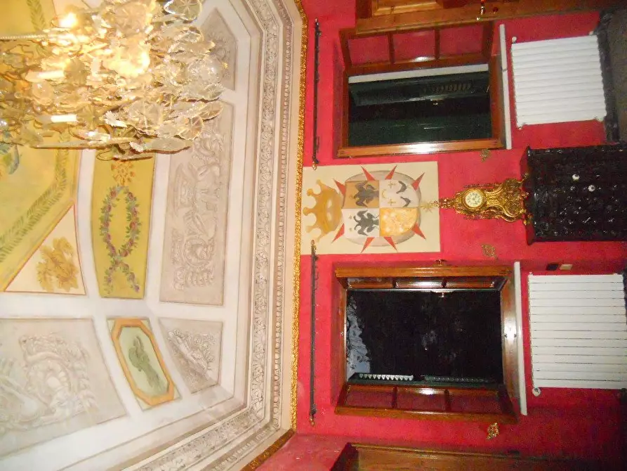 Immagine 94 di Villa in vendita  a Castelnuovo Magra