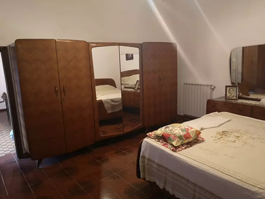 Immagine 11 di Terratetto in vendita  a Castelnuovo Magra