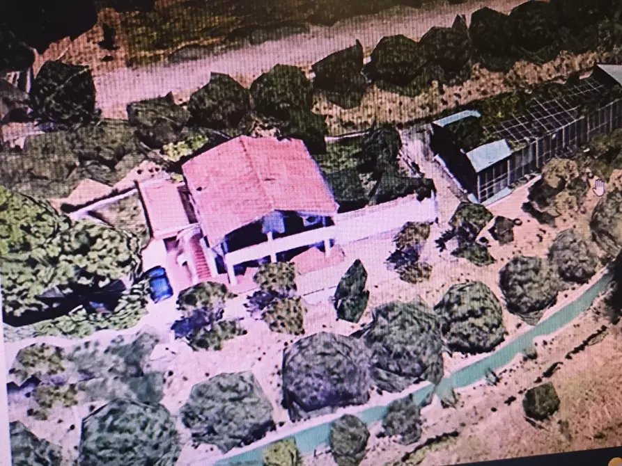 Immagine 17 di Villa in vendita  a Sarzana