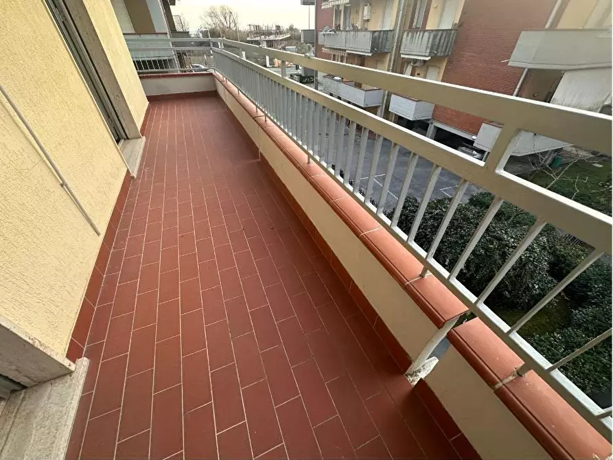 Immagine 14 di Appartamento in vendita  a Sarzana