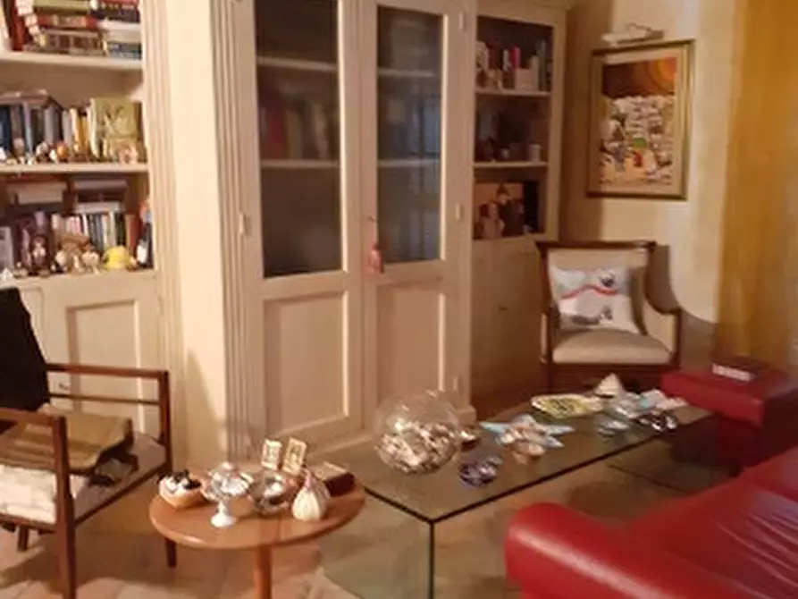 Immagine 5 di Casa semindipendente in vendita  a Carrara