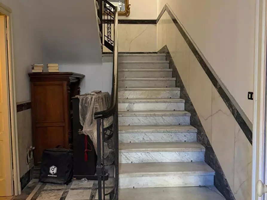 Immagine 8 di Casa indipendente in vendita  a Carrara