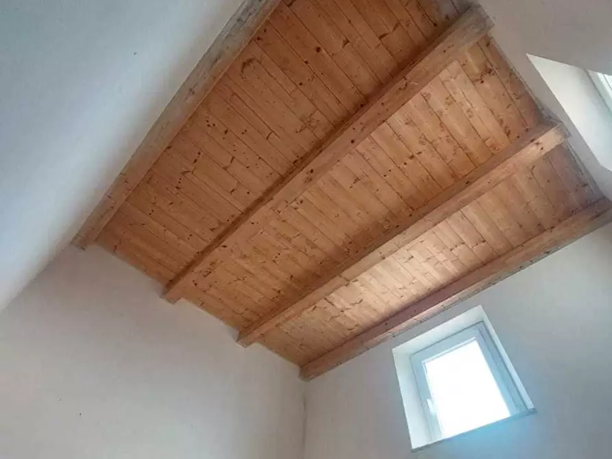 Immagine 18 di Casa semindipendente in vendita  a Sarzana