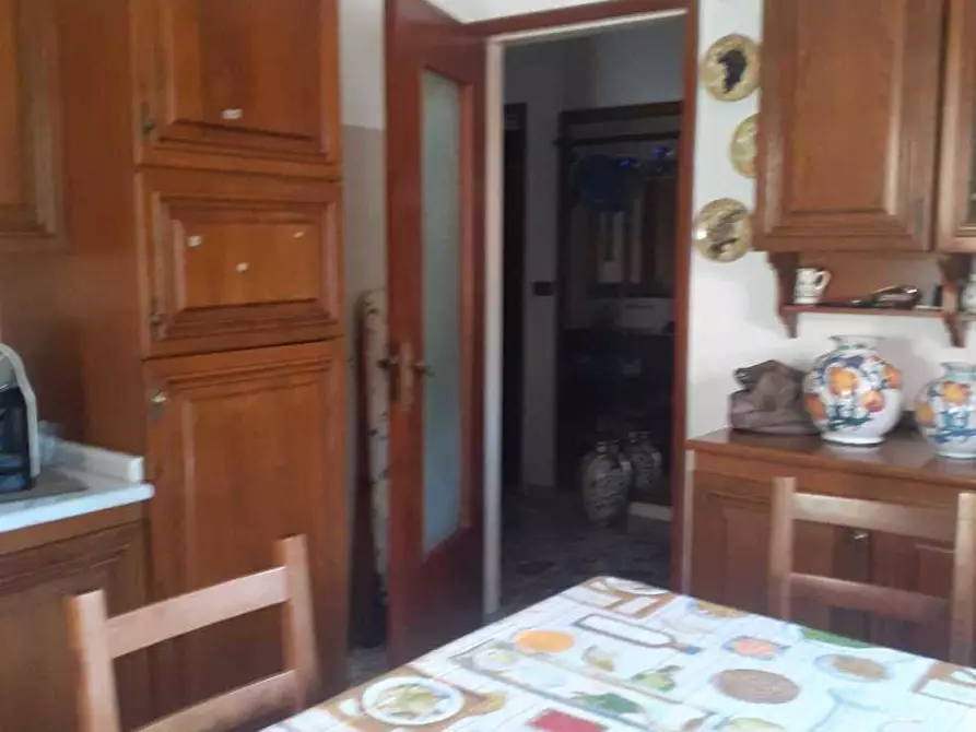 Immagine 14 di Casa semindipendente in vendita  a Carrara