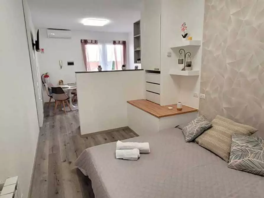 Immagine 9 di Appartamento in vendita  a Ameglia