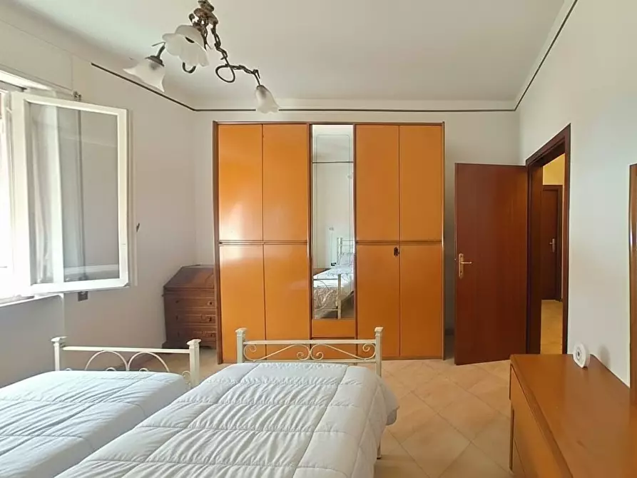 Immagine 7 di Appartamento in vendita  a Lerici