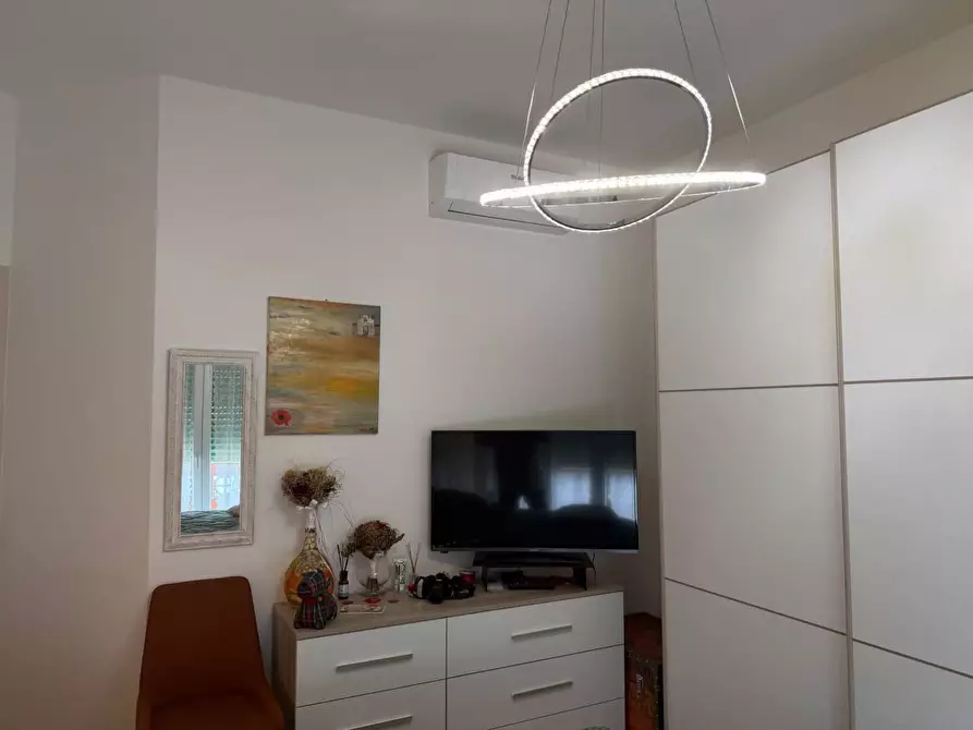 Immagine 12 di Appartamento in vendita  a Ortonovo