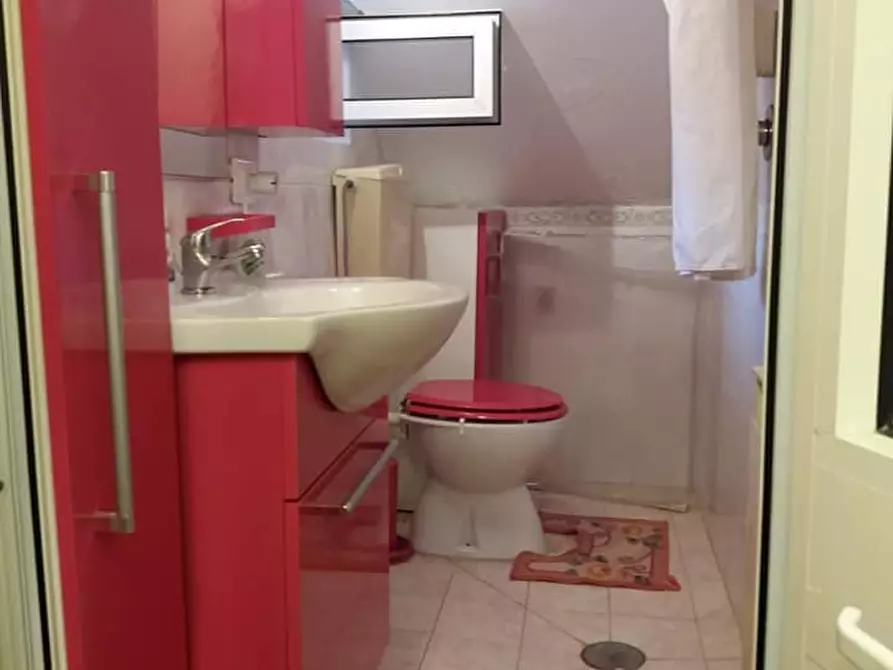 Immagine 12 di Appartamento in vendita  a Carrara