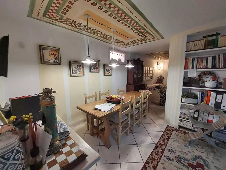 Immagine 10 di Terratetto in vendita  a Castelnuovo Magra