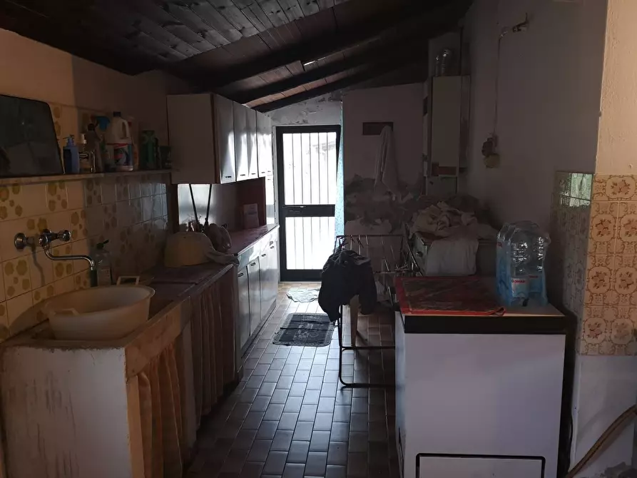 Immagine 10 di Terratetto in vendita  a Castelnuovo Magra