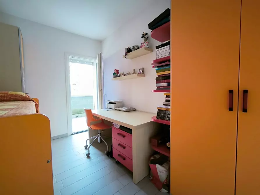 Immagine 9 di Appartamento in vendita  a Carrara