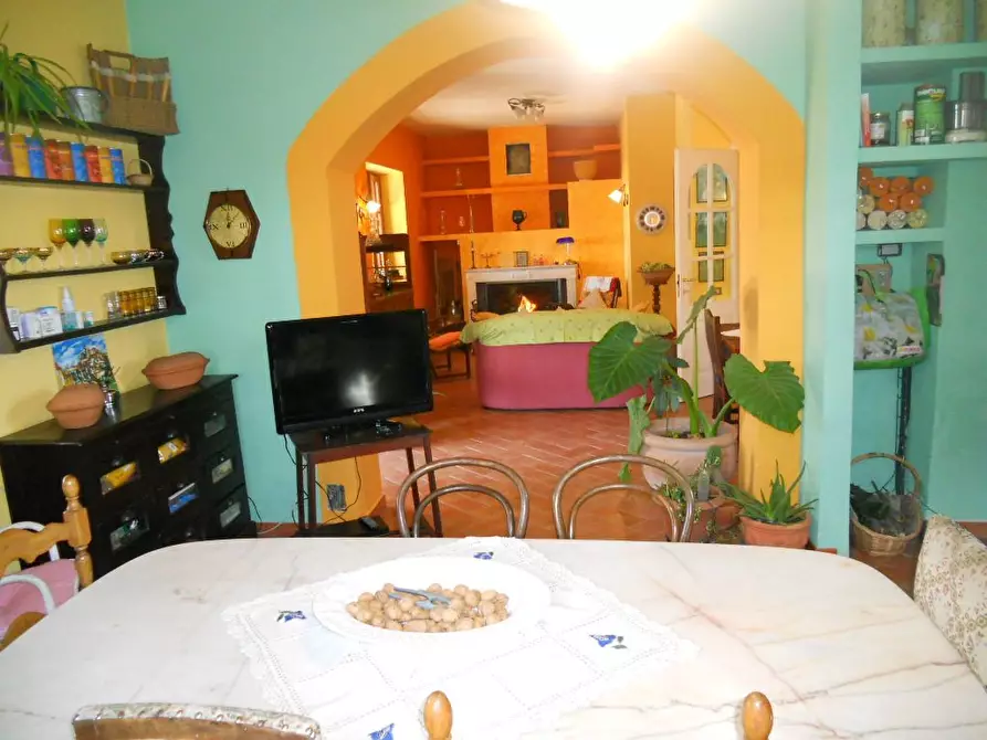 Immagine 32 di Villa in vendita  a Fosdinovo