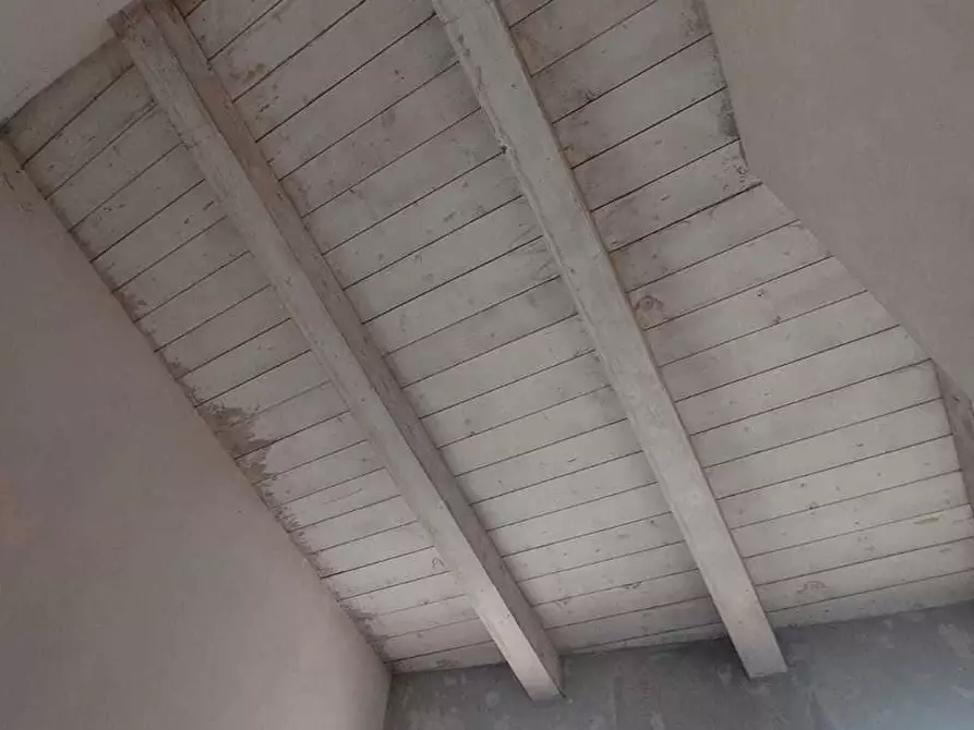 Immagine 22 di Casa semindipendente in vendita  a Sarzana