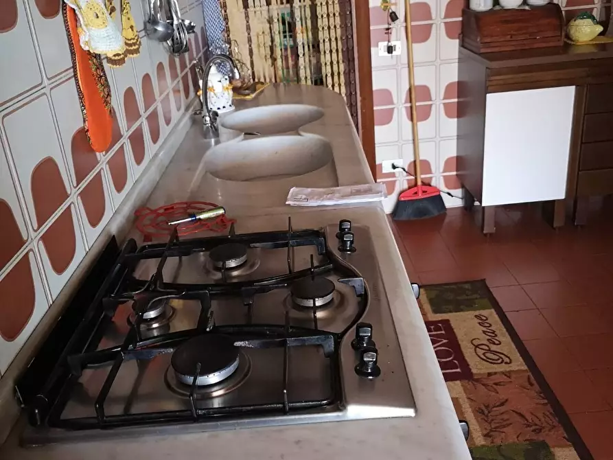 Immagine 38 di Casa semindipendente in vendita  a Ortonovo
