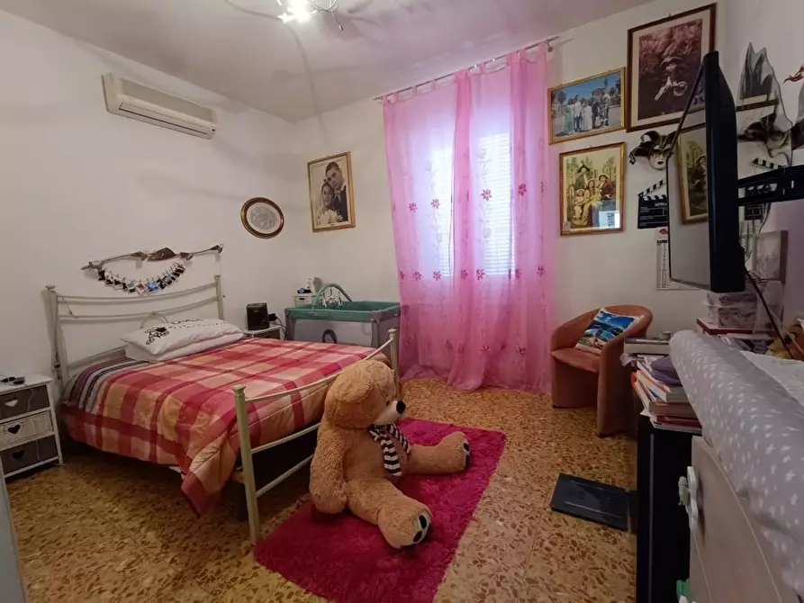 Immagine 18 di Casa semindipendente in vendita  a Ortonovo