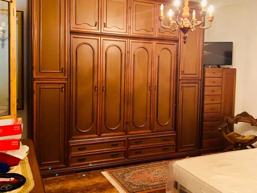 Immagine 17 di Villa in vendita  a Castelnuovo Magra