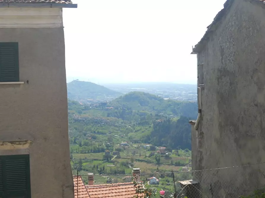 Immagine 14 di Casa semindipendente in vendita  a Ortonovo