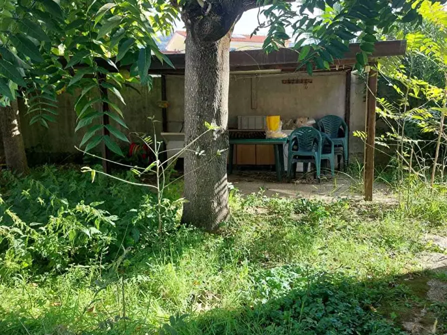 Immagine 34 di Villa in vendita  a Castelnuovo Magra