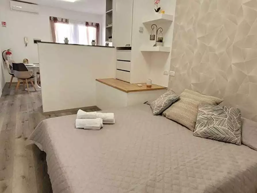 Immagine 10 di Appartamento in vendita  a Ameglia