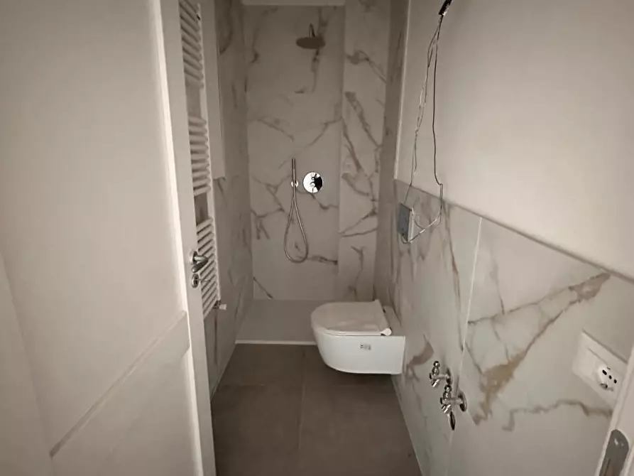 Immagine 22 di Casa semindipendente in vendita  a Ameglia