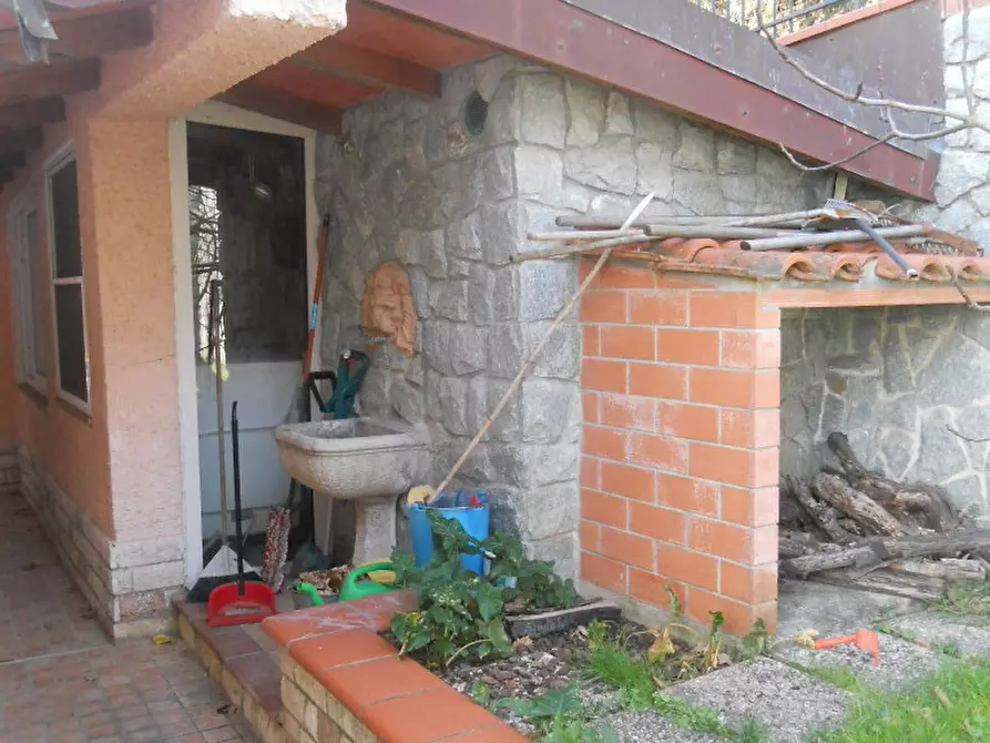 Immagine 30 di Villa in vendita  a Castelnuovo Magra