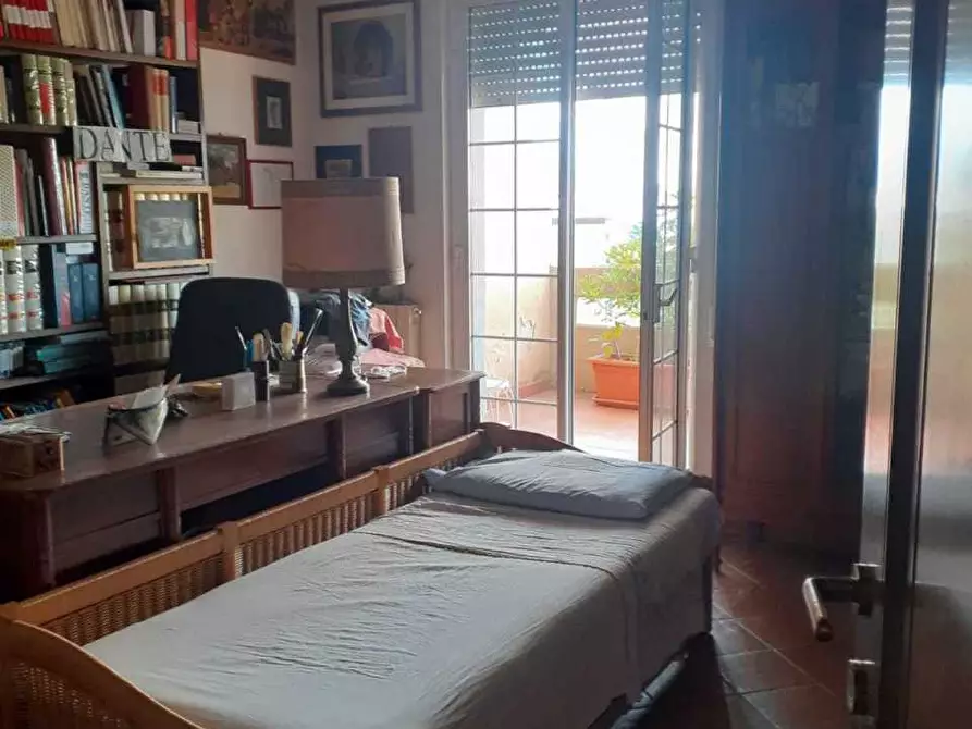 Immagine 13 di Appartamento in vendita  a Carrara