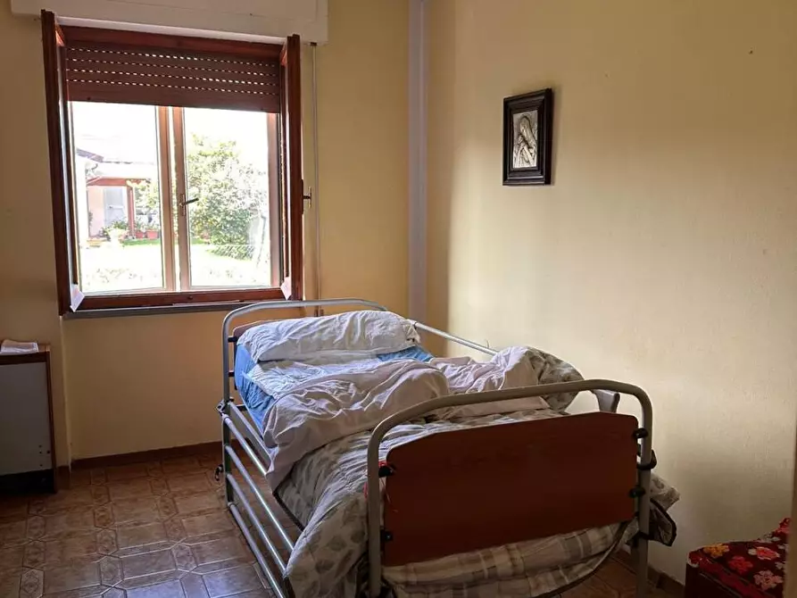 Immagine 21 di Casa semindipendente in vendita  a Castelnuovo Magra