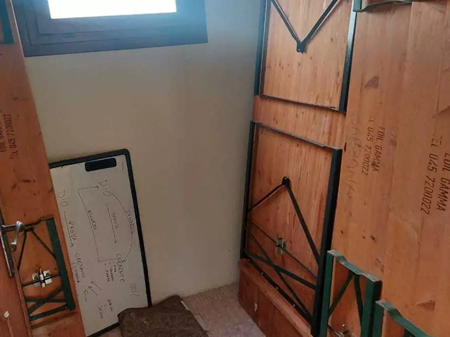 Immagine 5 di Palazzo in vendita  a Castelnuovo Magra