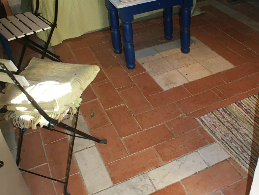 Immagine 17 di Casa indipendente in vendita  a Ortonovo