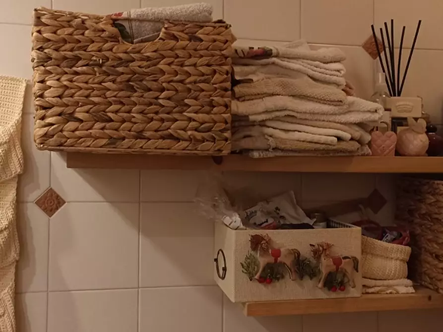 Immagine 19 di Appartamento in vendita  a Carrara