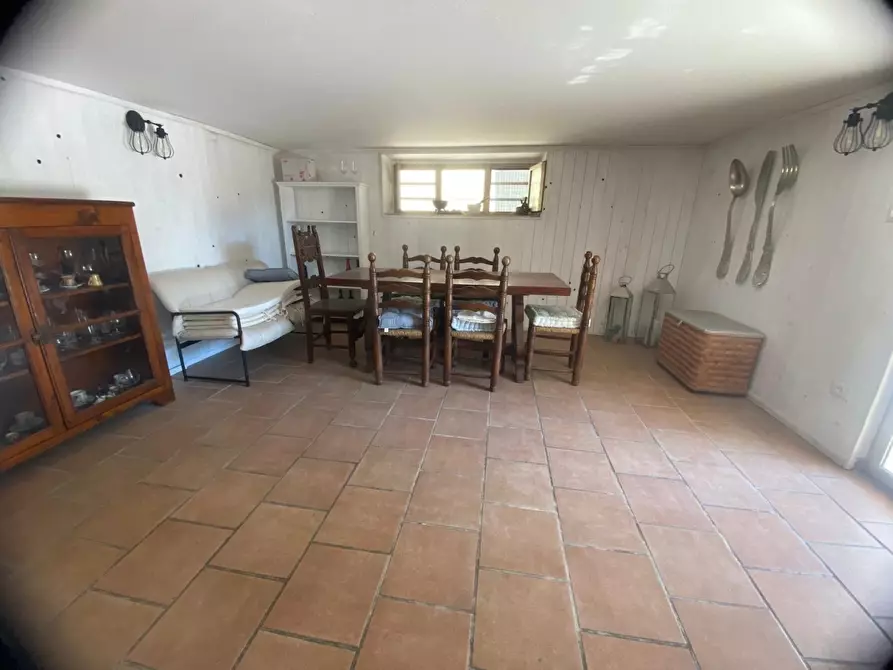 Immagine 50 di Terratetto in vendita  a Castelnuovo Magra