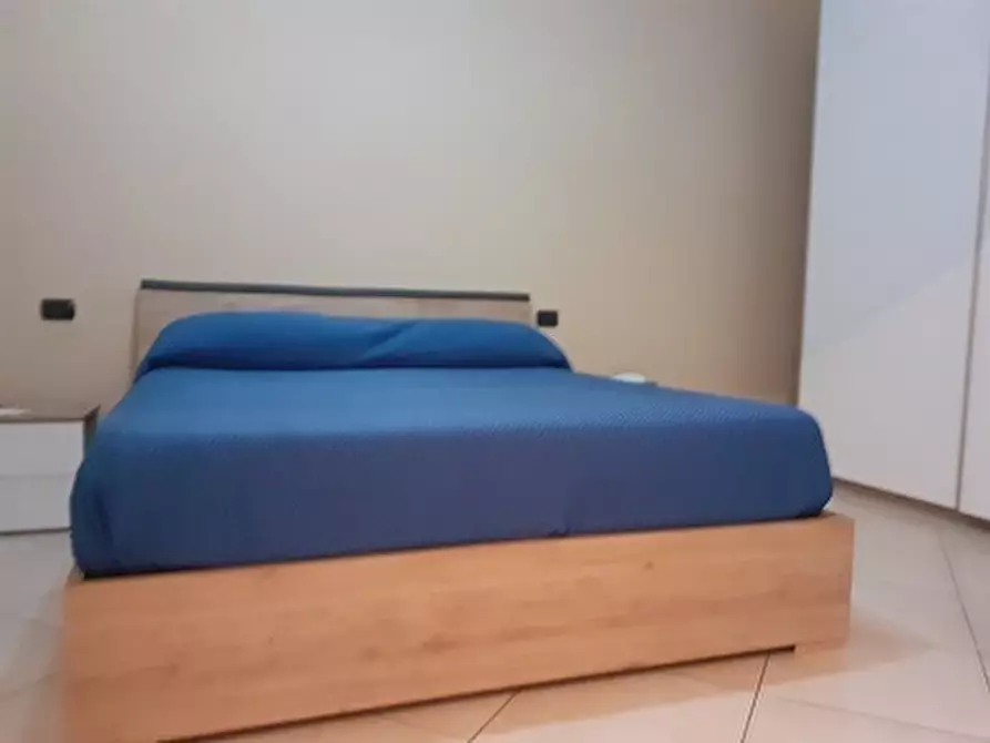 Immagine 11 di Appartamento in vendita  a Carrara