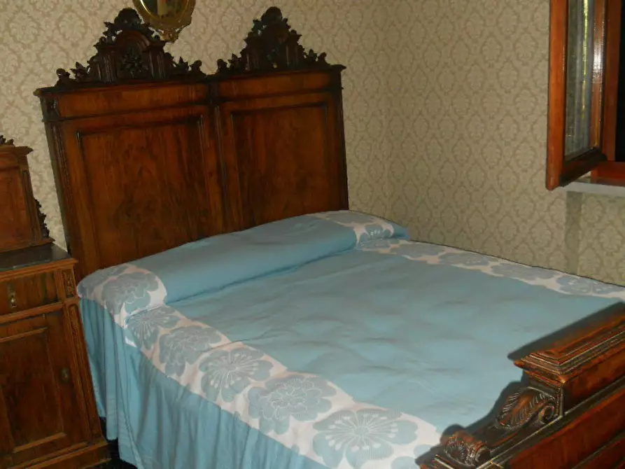 Immagine 46 di Casa colonica in vendita  a Castelnuovo Magra