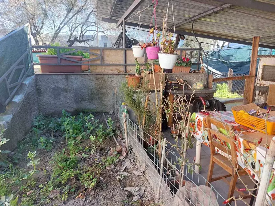 Immagine 11 di Casa semindipendente in vendita  a Sarzana