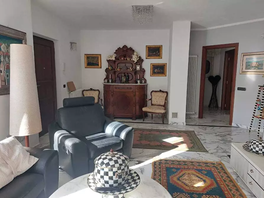 Immagine 25 di Terratetto in vendita  a Castelnuovo Magra