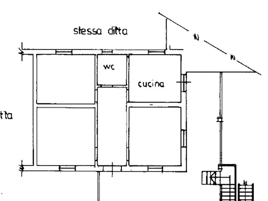 Immagine 15 di Casa semindipendente in vendita  a Castelnuovo Magra