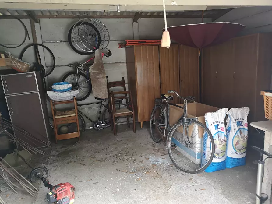 Immagine 3 di Terratetto in vendita  a Castelnuovo Magra