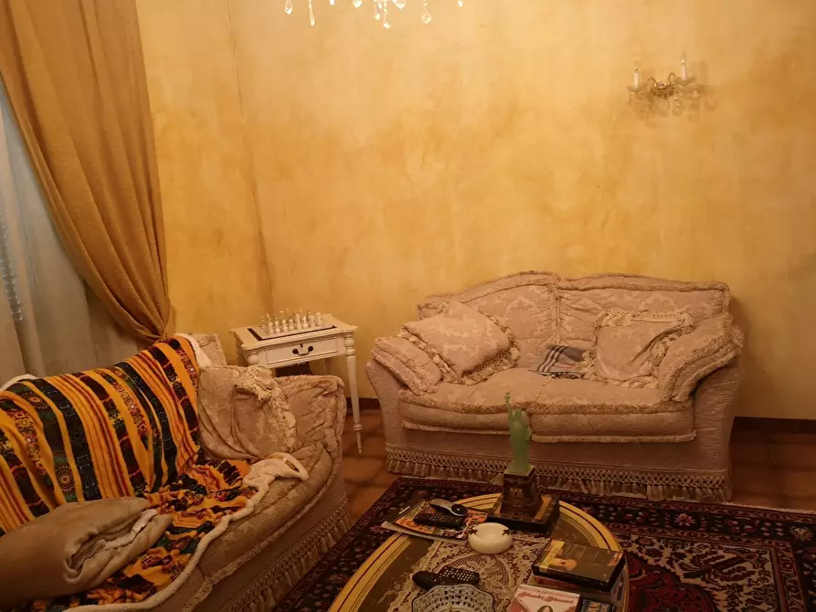 Immagine 12 di Villa in vendita  a Carrara