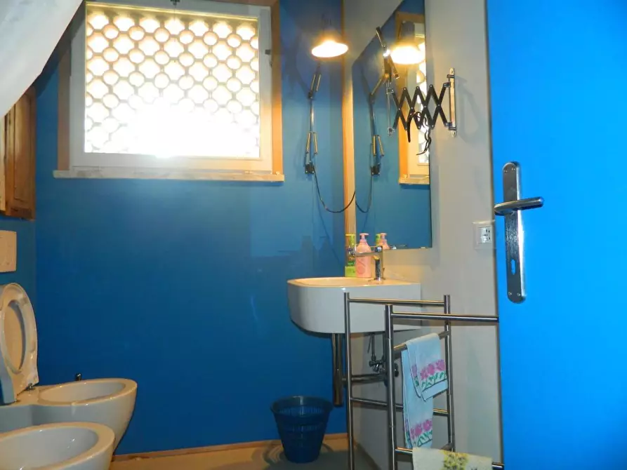 Immagine 38 di Appartamento in vendita  a Ortonovo