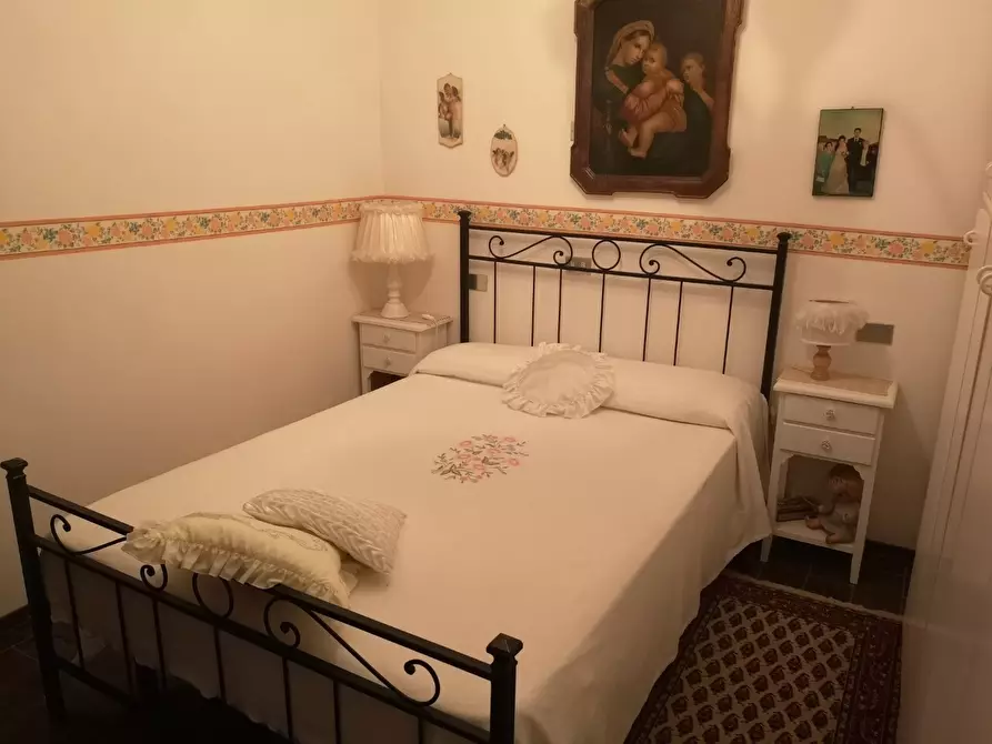 Immagine 24 di Casa semindipendente in vendita  a Ortonovo