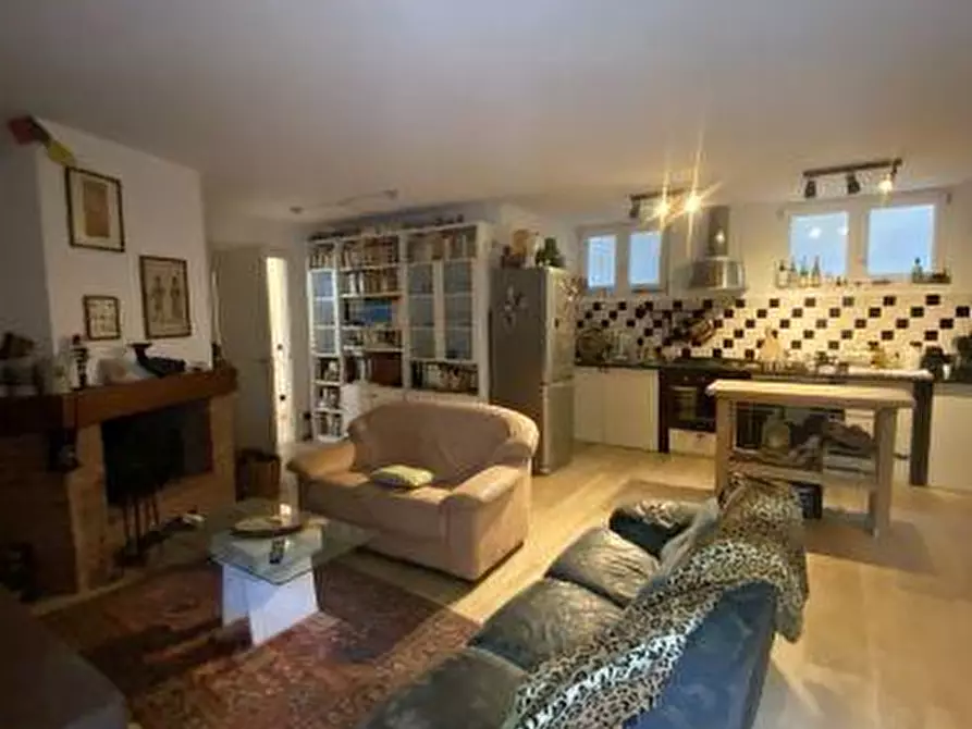 Immagine 5 di Casa indipendente in vendita  a Castelnuovo Magra